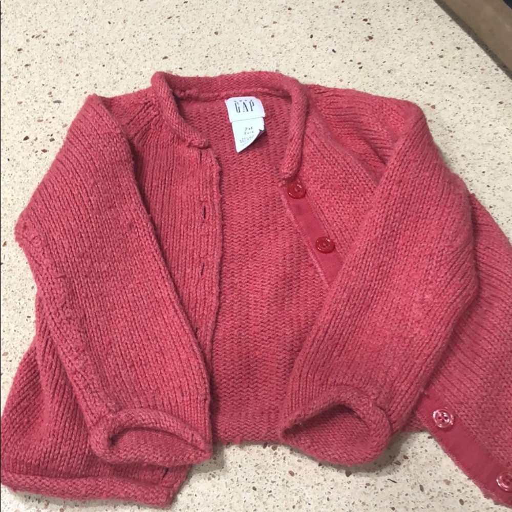 Baby gap sweater- great condition!